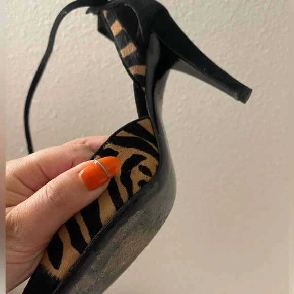 Salvatore Ferragamo Pumps - Picture 6 of 8